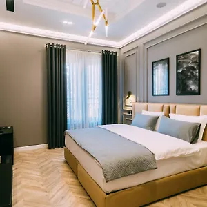 4* Ξενοδοχείο Stela Center