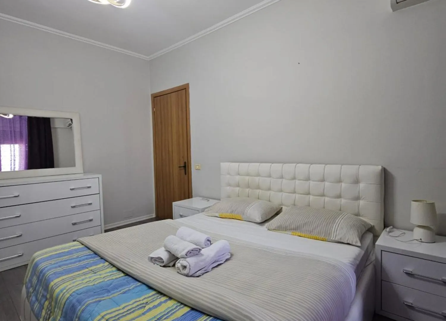 Xplore Xpress • Center Apartment Tirana 0*,
